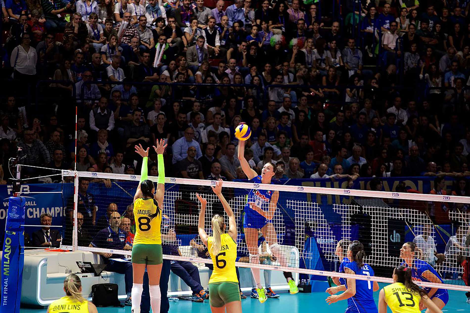 ms-parallax-post-background